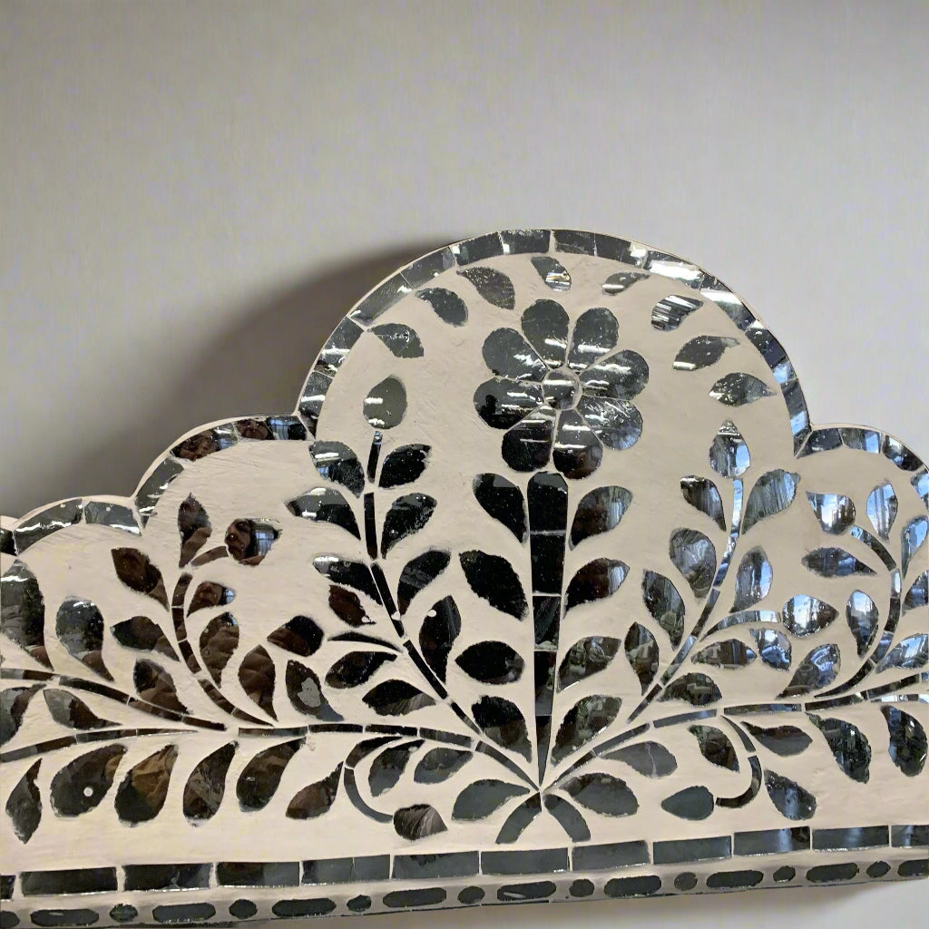 Thikriya glass inlay wall Miror Frame image 2