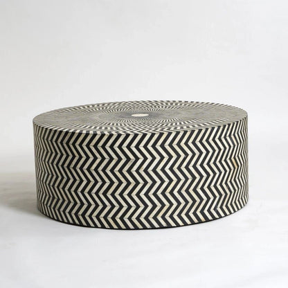  Heritage inlay Zigzag pattern on wooden round coffee table 